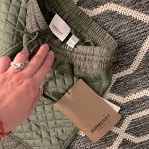 Burberry Timothie Joggers Boys size 8y Moss Green